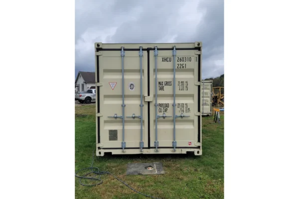 20_1024x1024@2x 20ft Shipping Container Standard One-Trip Featuring a Man Door